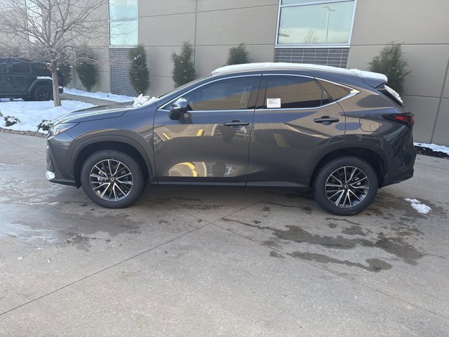 2026 Lexus NX 350 photo 4