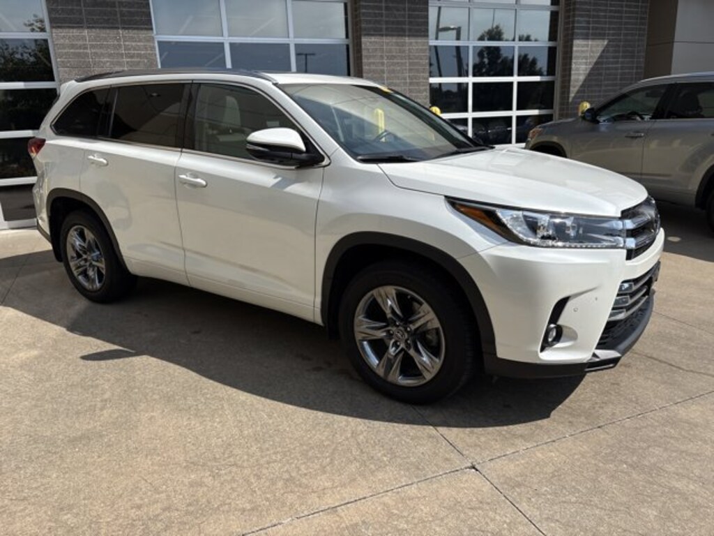 Used 2019 Toyota Highlander Limited Platinum SUV