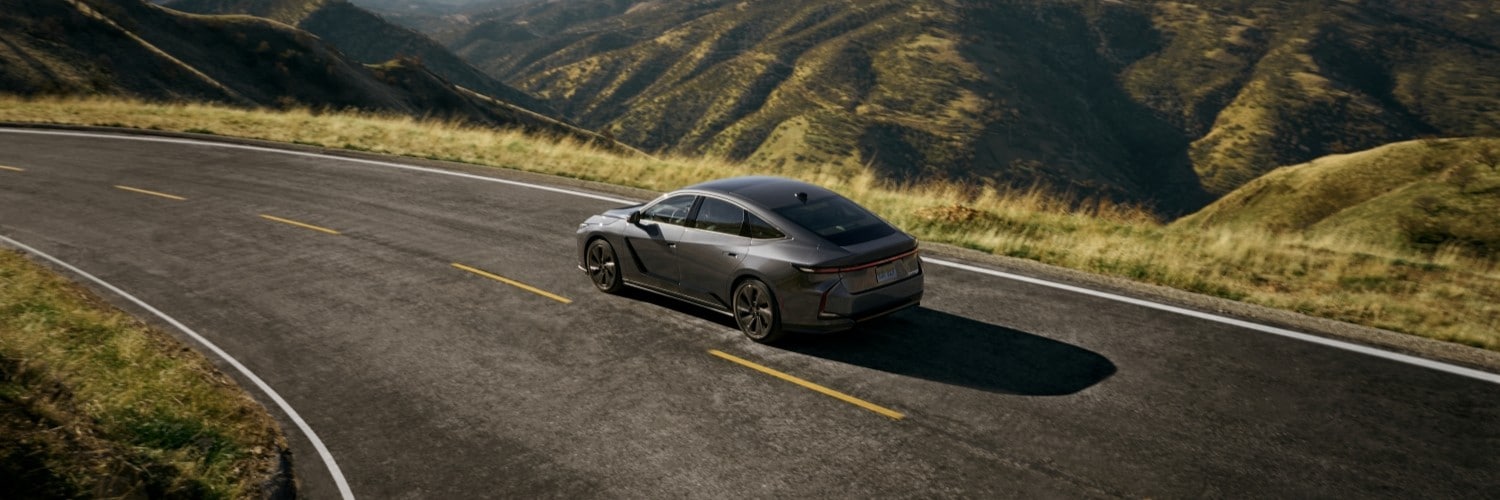 2027-Lexus-Hybrid