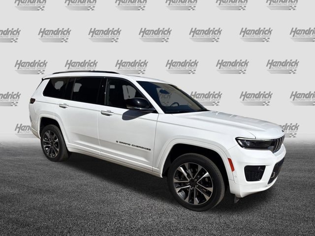 Used 2022 Jeep Grand Cherokee L Overland with VIN 1C4RJKDG4N8537146 for sale in Kansas City