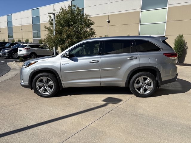 2017 Toyota Highlander Hybrid Limited photo 5