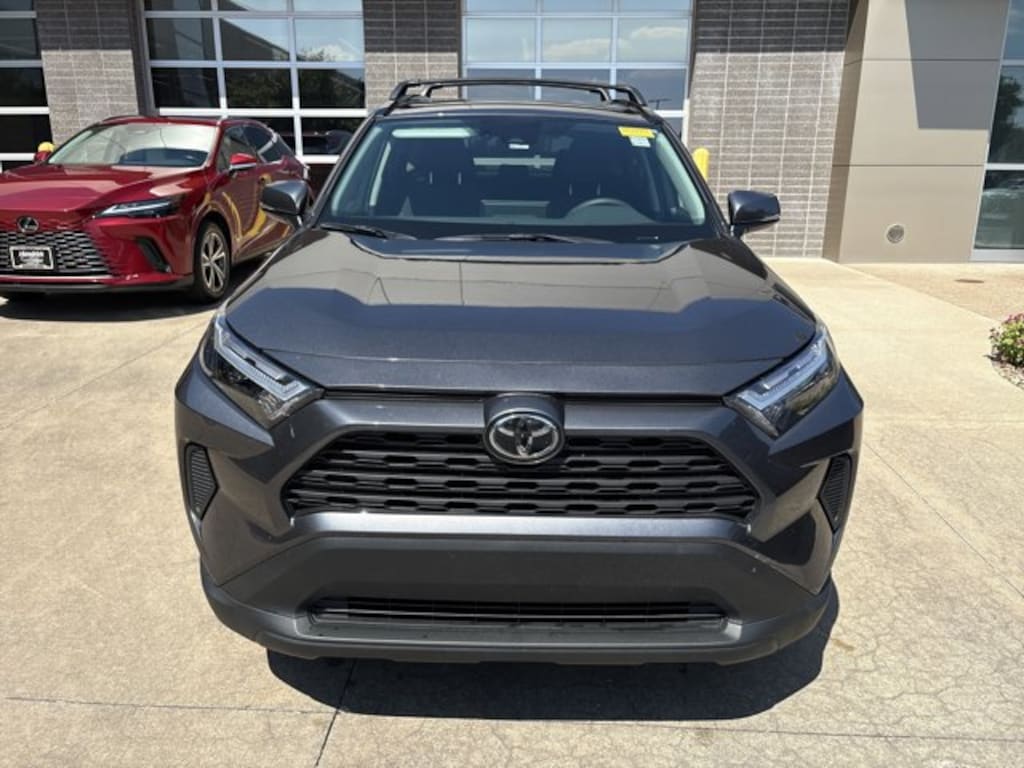 Used 2025 Toyota RAV4 Hybrid XLE SUV