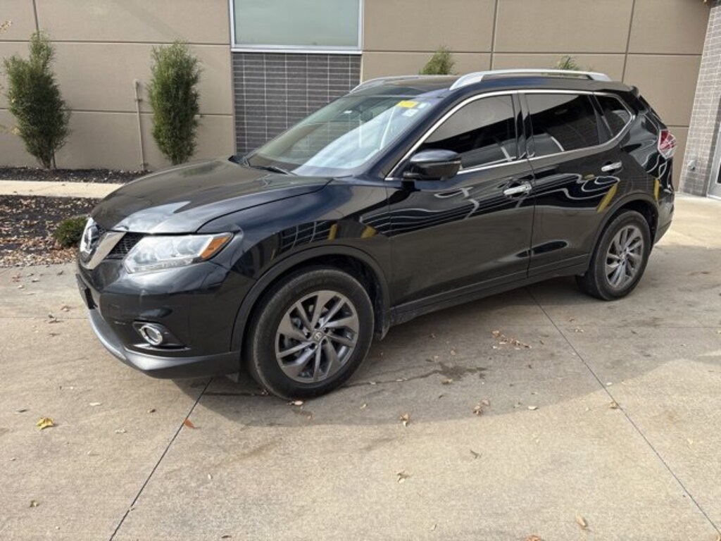 Used 2016 Nissan Rogue SL SUV