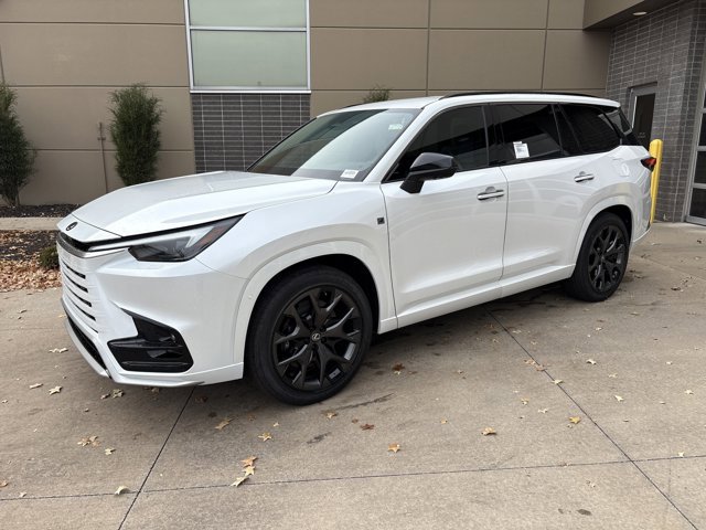 2026 Lexus TX 500h F SPORT Performance Premium photo 4