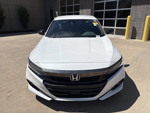 2022 Honda Accord Sedan Sport photo 2