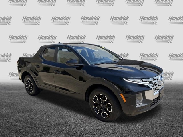 Used 2024 Hyundai Santa Cruz SEL with VIN 5NTJBDAE2RH079799 for sale in Kansas City