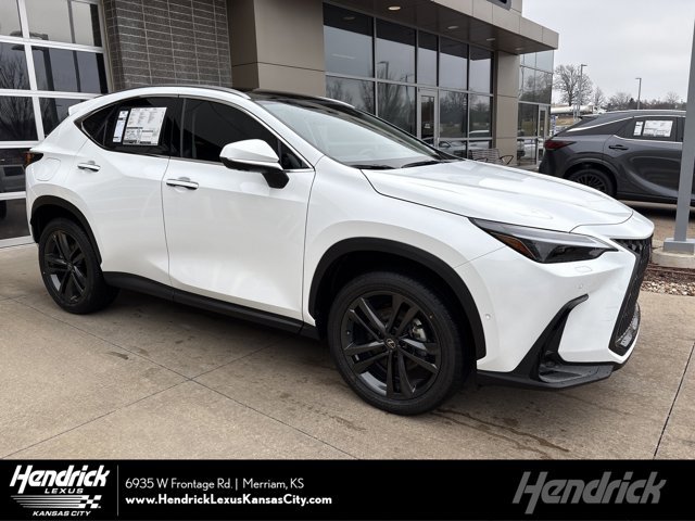 2026 Lexus NX PHEV 450h+'s photo