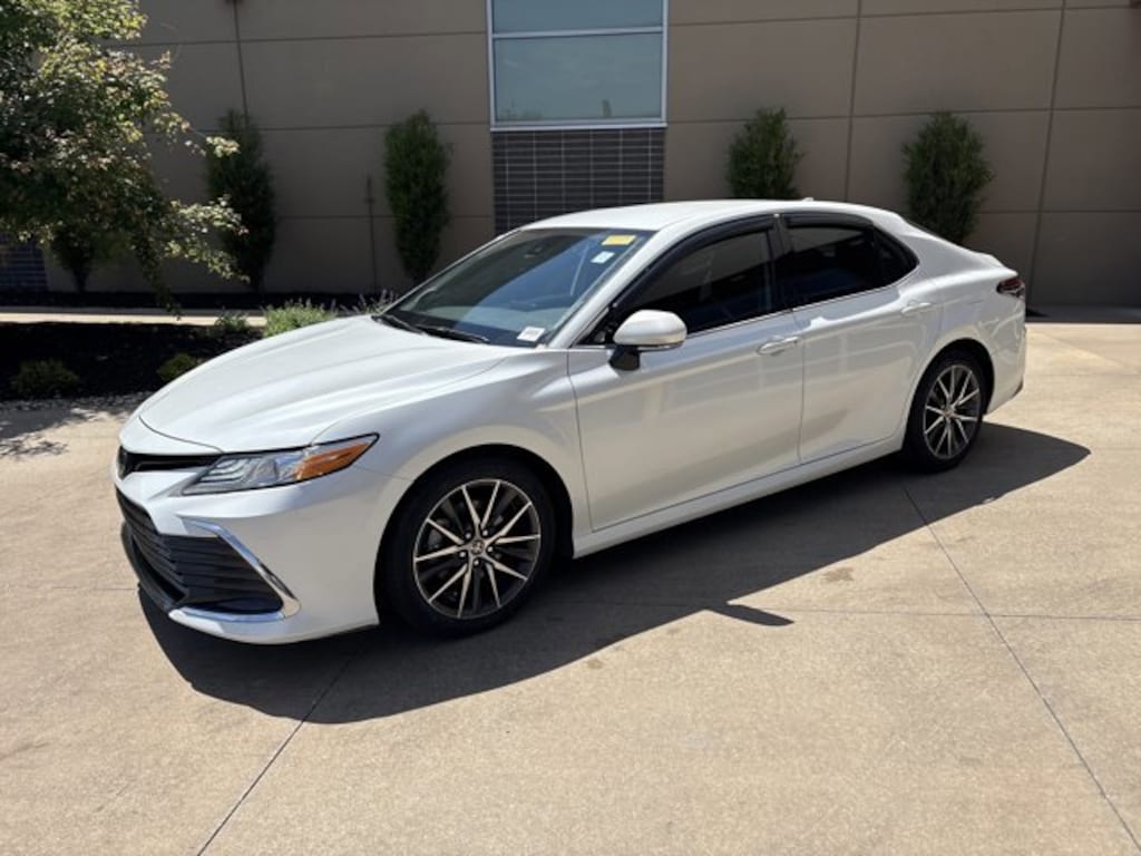 Used 2022 Toyota Camry XLE Sedan