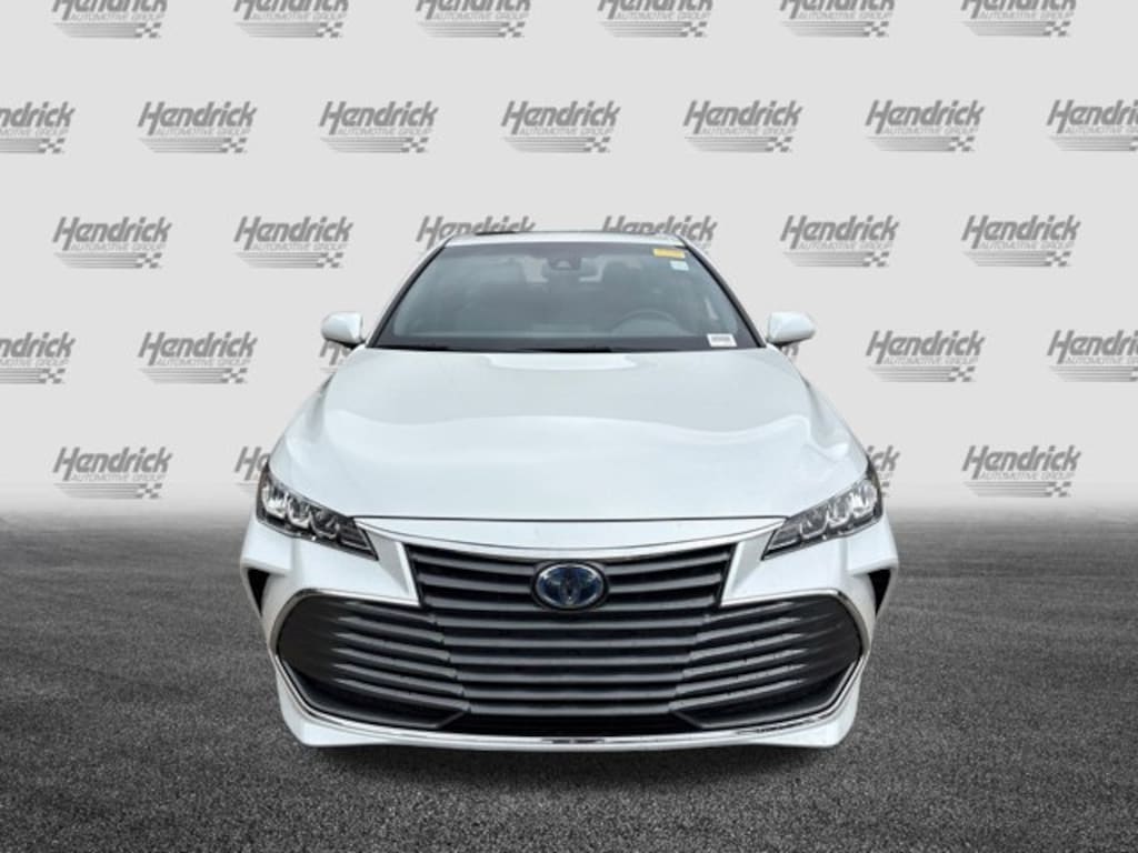 Used 2021 Toyota Avalon Hybrid XLE Sedan