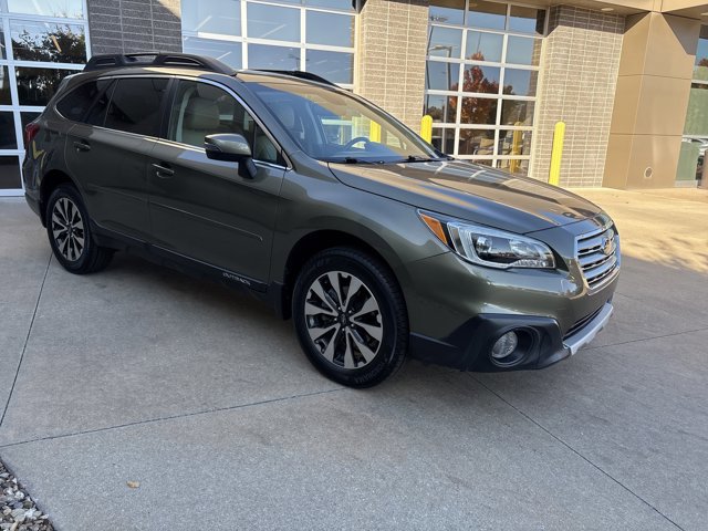 Used 2016 Subaru Outback Limited with VIN 4S4BSANC2G3334076 for sale in Kansas City