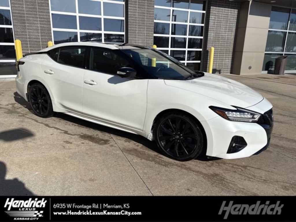 Used 2023 Nissan Maxima SR Sedan