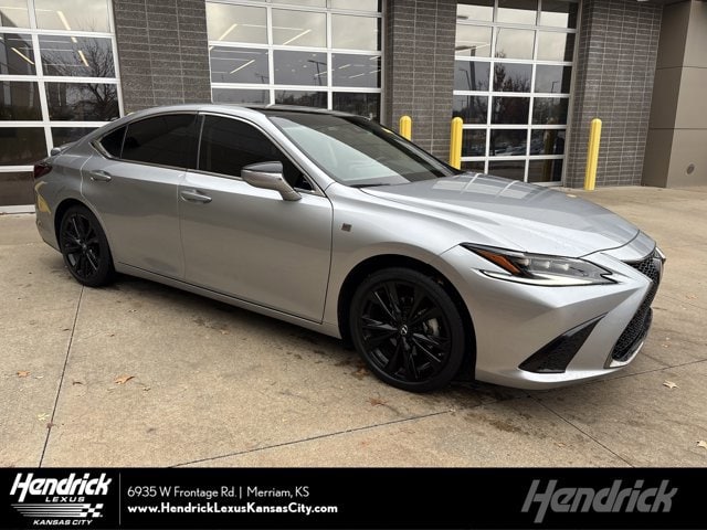 2025 Lexus ES 350's photo