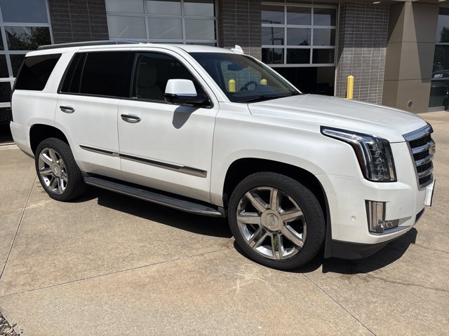 Used 2017 Cadillac Escalade Luxury with VIN 1GYS4BKJ8HR142676 for sale in Kansas City