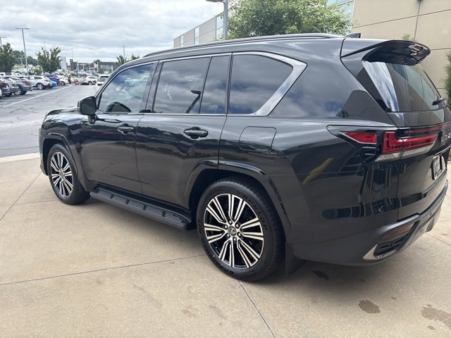 LEXUS LX 700h LUXURY