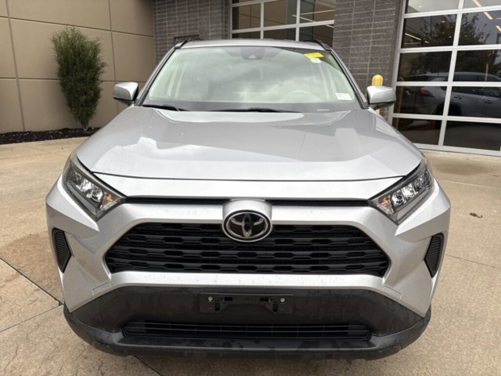 Used 2019 Toyota RAV4 LE SUV
