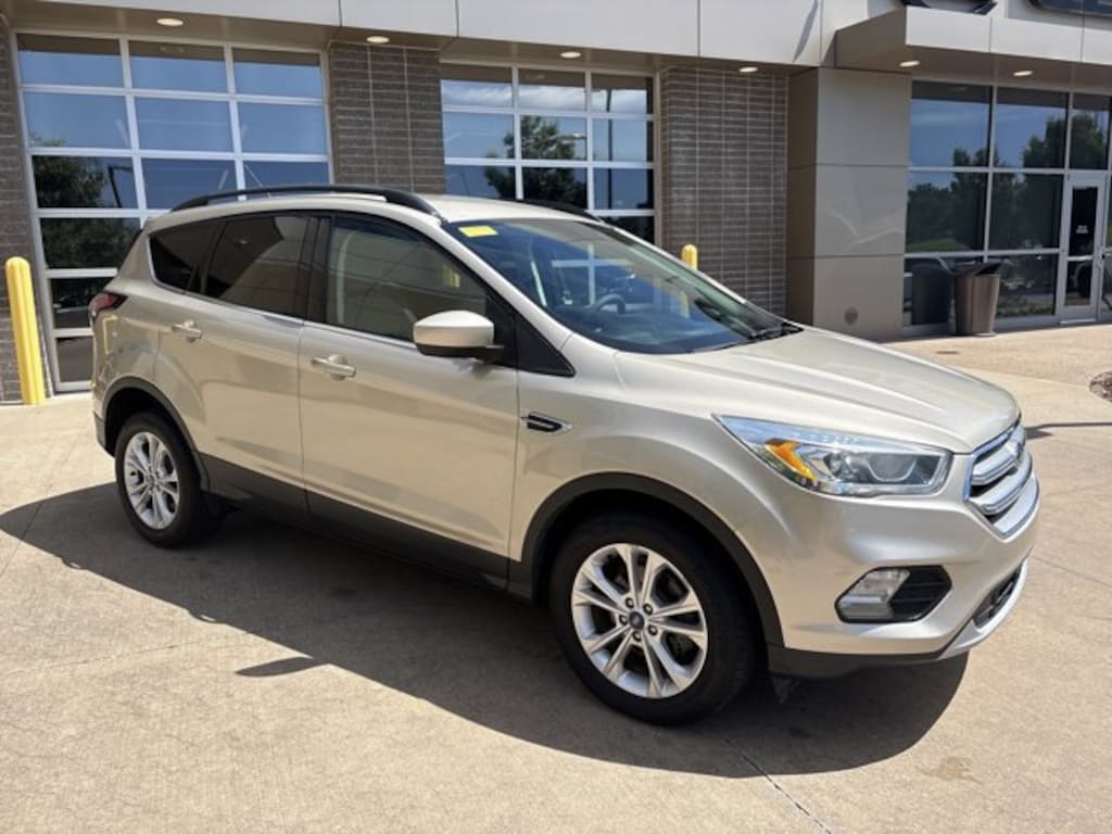 Used 2017 Ford Escape SE SUV