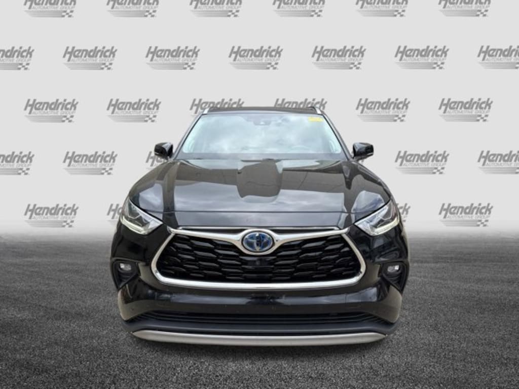 Used 2021 Toyota Highlander Hybrid Platinum SUV