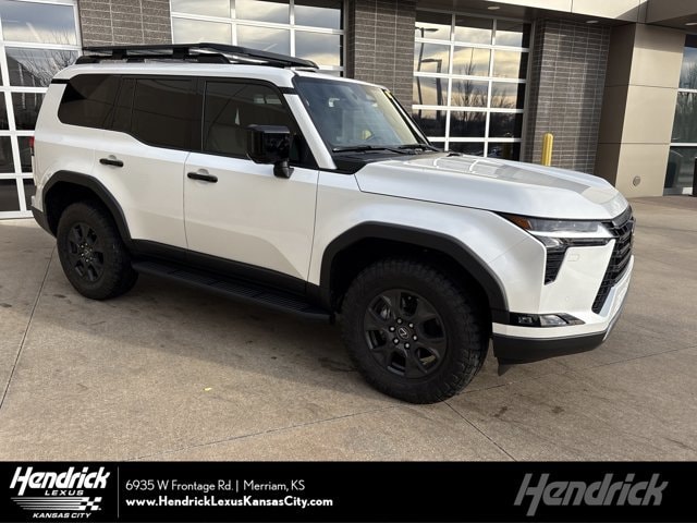 2024 Lexus GX Overtrail+'s photo