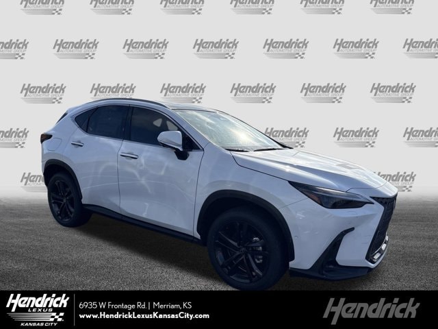 2026 Lexus NX PHEV 450h+'s photo