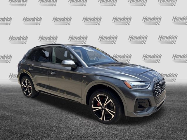 Used 2025 Audi Q5 Premium Plus with VIN WA1EAAFY0S2030171 for sale in Kansas City