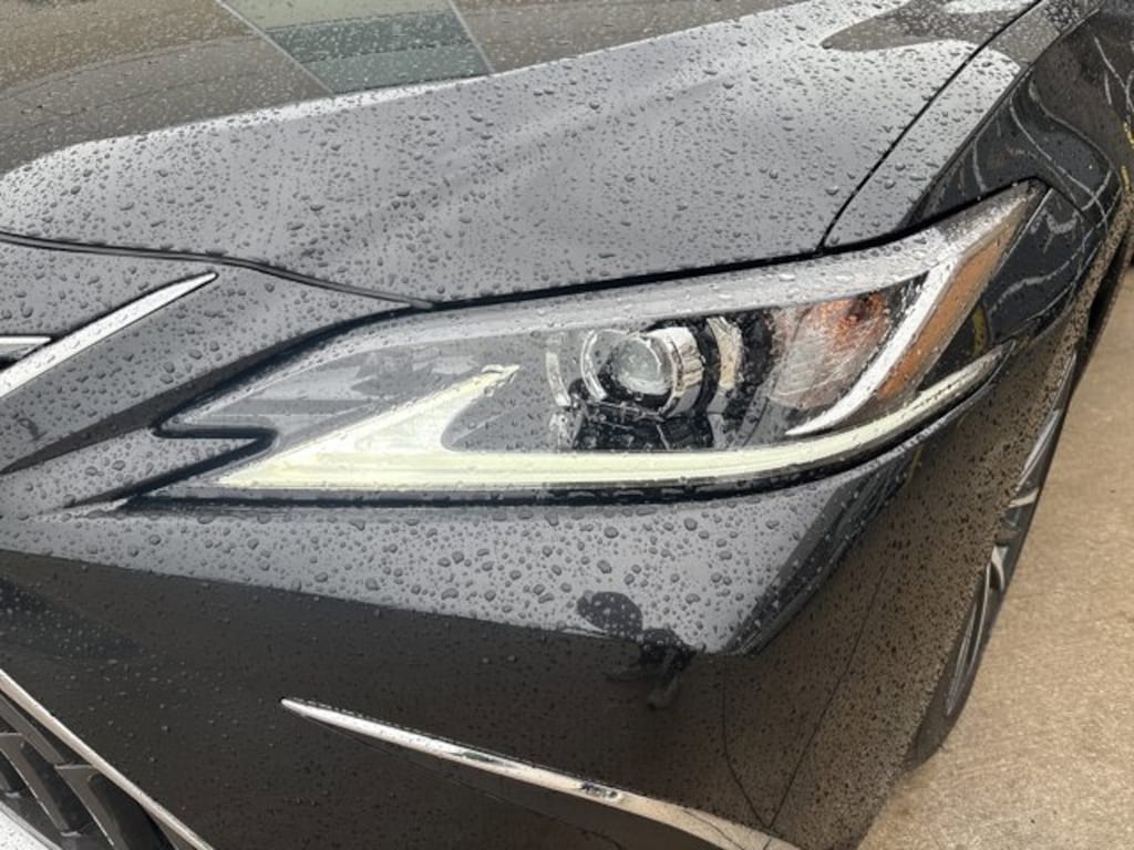 Certified 2025 Lexus ES 350 Sedan