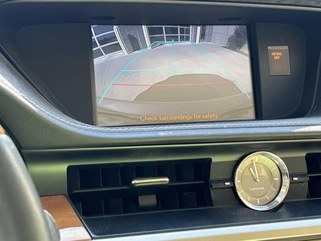 Used 2014 Lexus ES 300h Hybrid Sedan