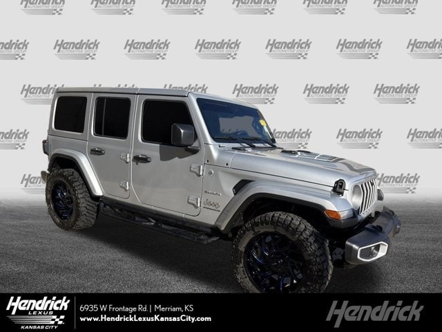 2024 Jeep Wrangler 4-Door Sahara's photo