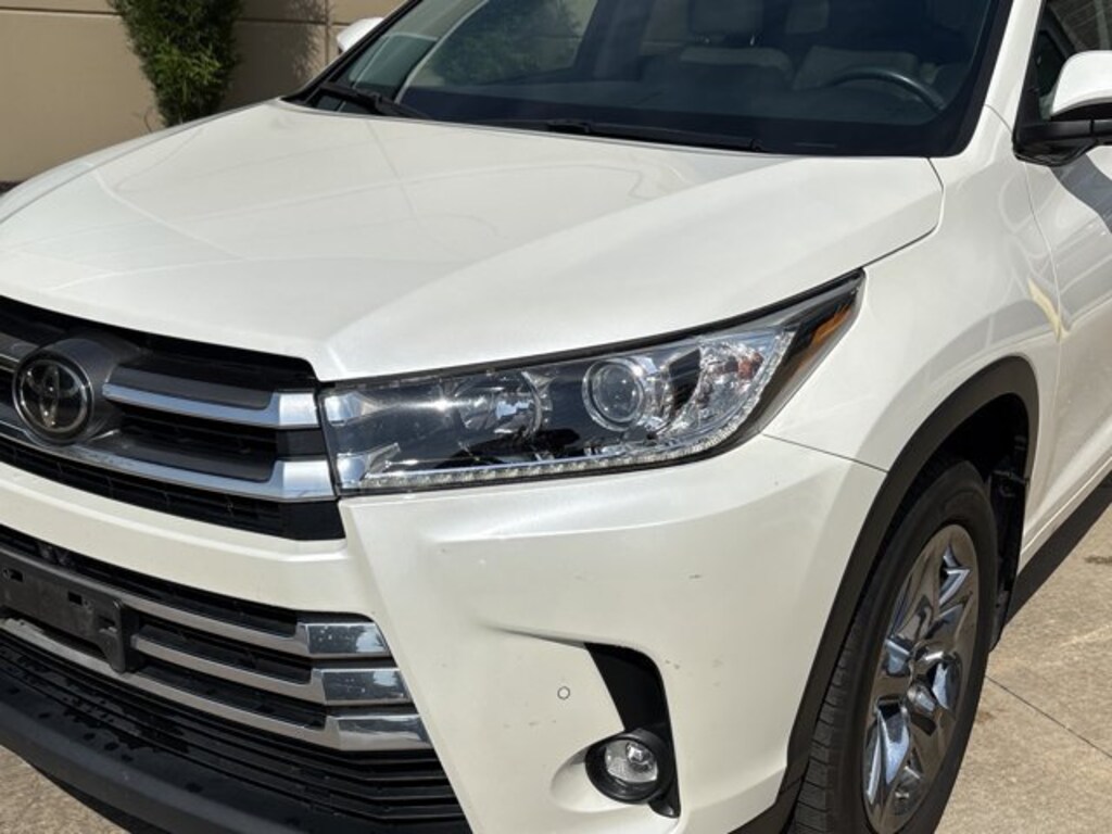 Used 2019 Toyota Highlander Limited Platinum SUV