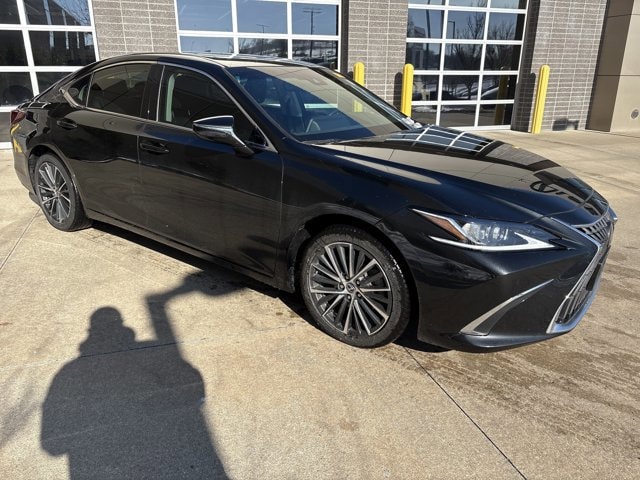 Used 2022 Lexus ES 350 with VIN 58ADZ1B18NU122788 for sale in Kansas City