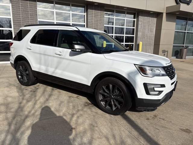 Used 2017 Ford Explorer XLT with VIN 1FM5K8D84HGA03402 for sale in Merriam, KS