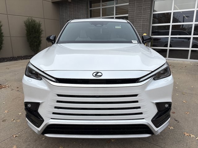 2026 Lexus TX 500h F SPORT Performance Premium photo 3