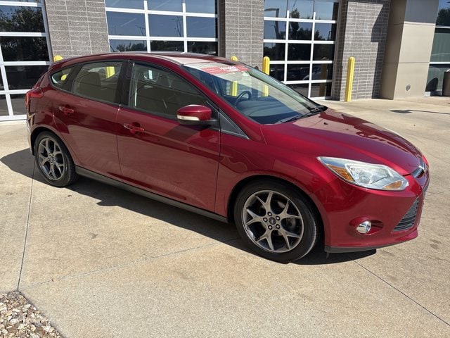 Used 2014 Ford Focus SE with VIN 1FADP3K25EL263674 for sale in Merriam, KS