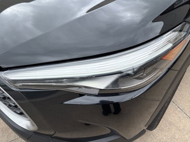 Used 2023 Toyota Corolla Cross XLE with VIN 7MUDAABG3PV047602 for sale in Kansas City