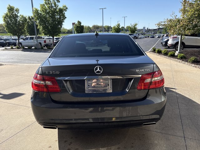 2011 Mercedes-Benz E-Class E 350 Luxury BlueTEC photo 3