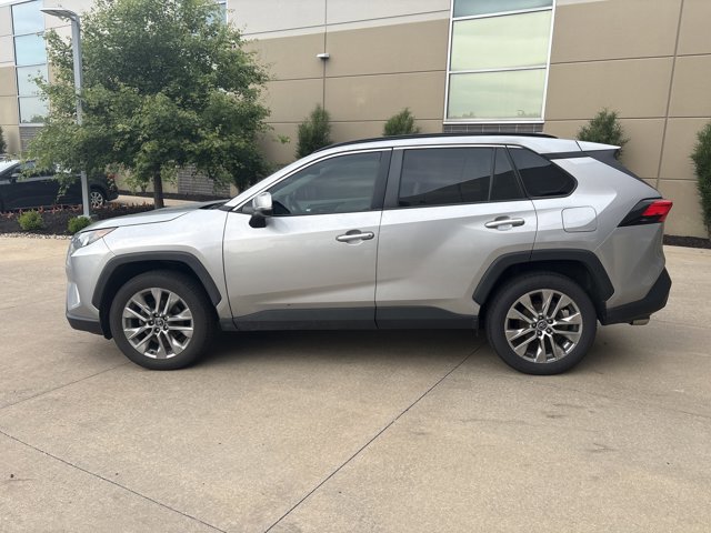 Toyota RAV4 XLE Premium