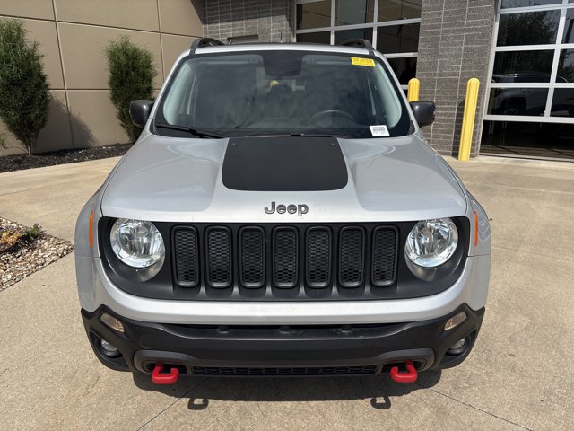 2016 Jeep Renegade Trailhawk photo 3