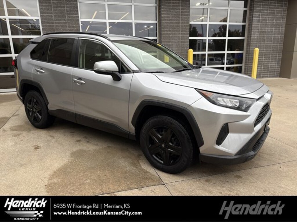Used 2019 Toyota RAV4 LE SUV