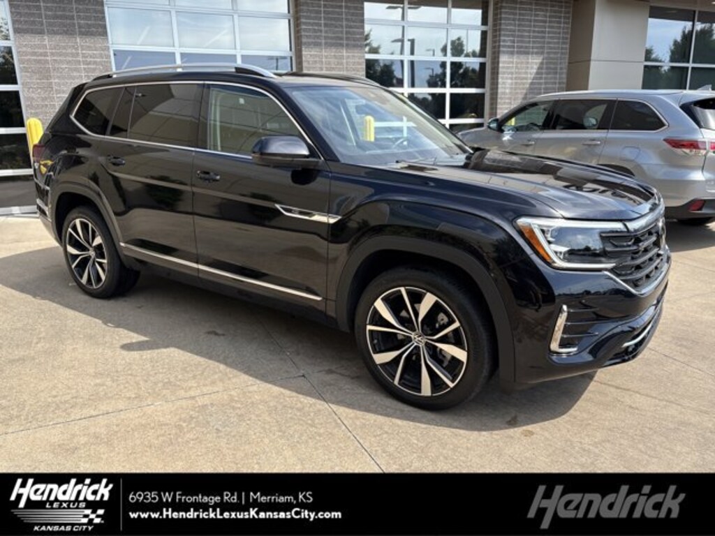 Used 2024 Volkswagen Atlas 2.0T SEL Premium R-Line SUV