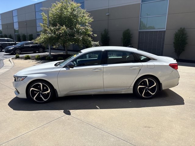 2022 Honda Accord Sedan Sport photo 5