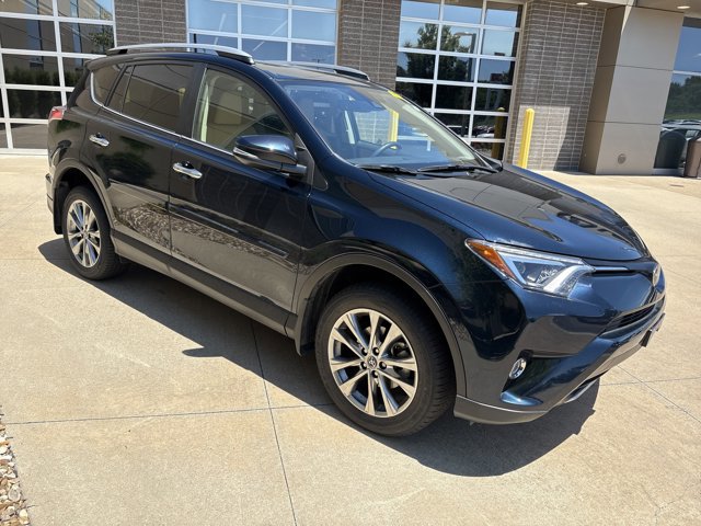 Used 2018 Toyota RAV4 Limited with VIN JTMDFREVXJD238456 for sale in Kansas City