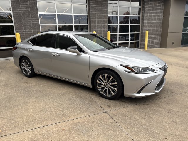 Used 2019 Lexus ES ES 300h Sedan