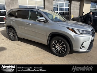 2018 Toyota Highlander SE SUV