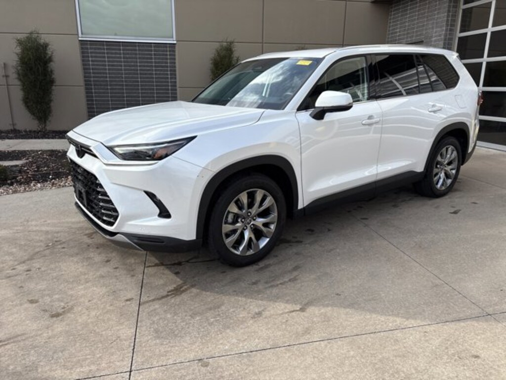 Used 2024 Toyota Grand Highlander Limited SUV