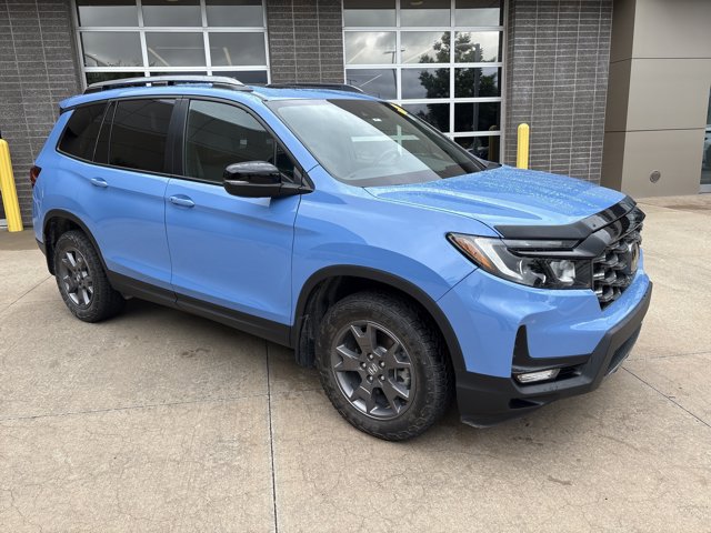 Used 2024 Honda Passport TrailSport with VIN 5FNYF8H6XRB003642 for sale in Kansas City