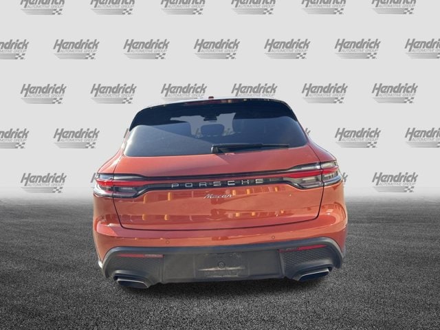 2024 Porsche Macan T photo 6