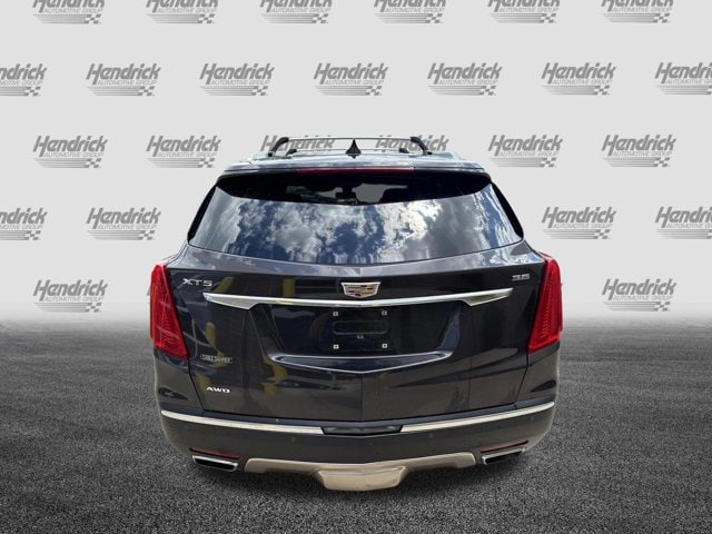 2017 Cadillac XT5 Platinum AWD photo 3