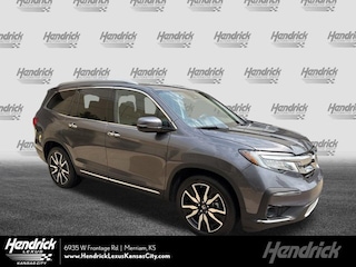2019 Honda Pilot Touring 8-Passenger SUV