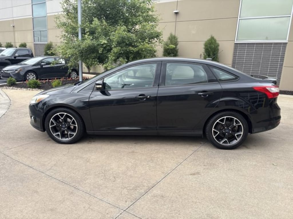 Used 2013 Ford Focus SE Sedan