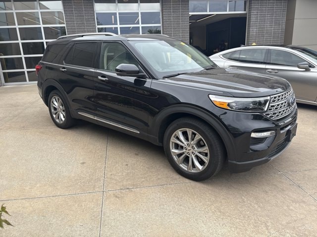 Used 2021 Ford Explorer Limited with VIN 1FMSK8FH0MGA15878 for sale in Kansas City