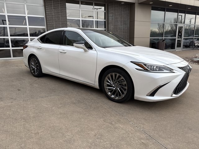 Used 2024 Lexus ES 350 Luxury with VIN 58AEZ1B10RU169663 for sale in Kansas City